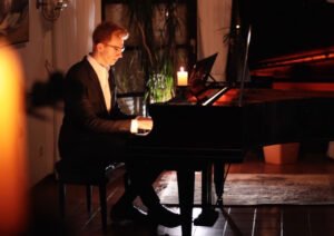 The Therapy of Sound: Luke Assem Transforms Heartbreak into “Fire of a Romance”