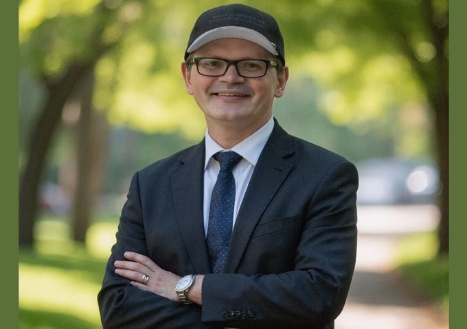 A Voice for the Invisible: How Melvin Found Salvation and Massive Success in Music Ministry